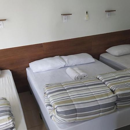 Pousada Quarto Familiar Com Ar,Frigobar,Wi Fi, Garagem Aparecida  Εξωτερικό φωτογραφία